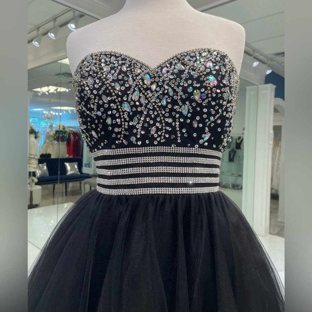 Anny Lee Black Homecoming or Party Dress Size Medium